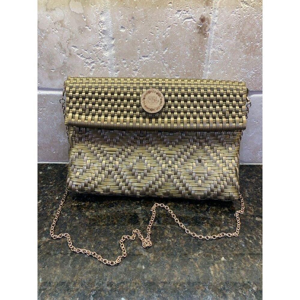 Maria Victoria Gold Clutch Like New